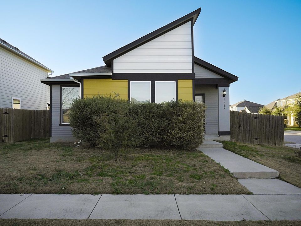 1st image of 1600 Los Olivios Way