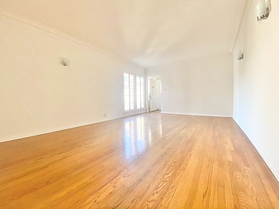 4th image of 7002 Beverly Blvd #A