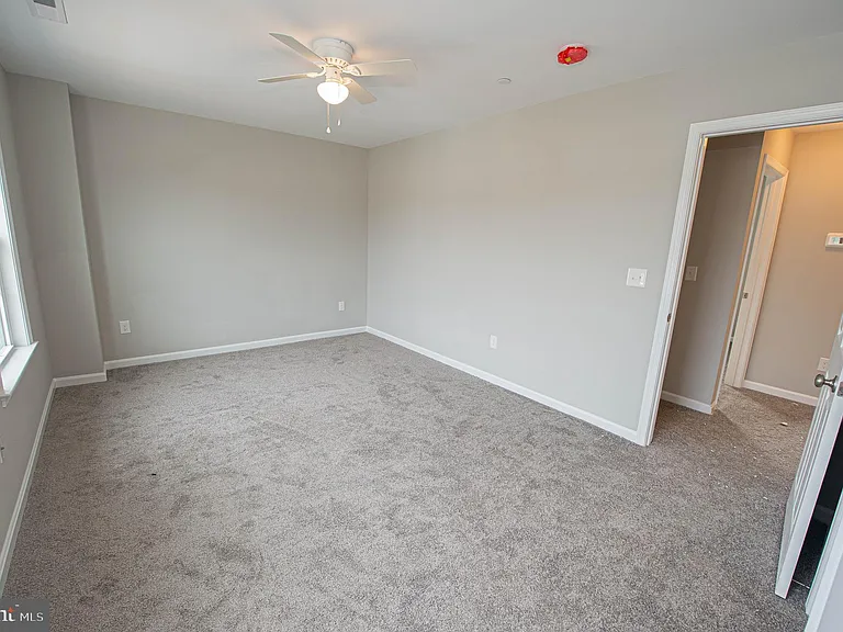 241 Morgans Ct — Photo 42