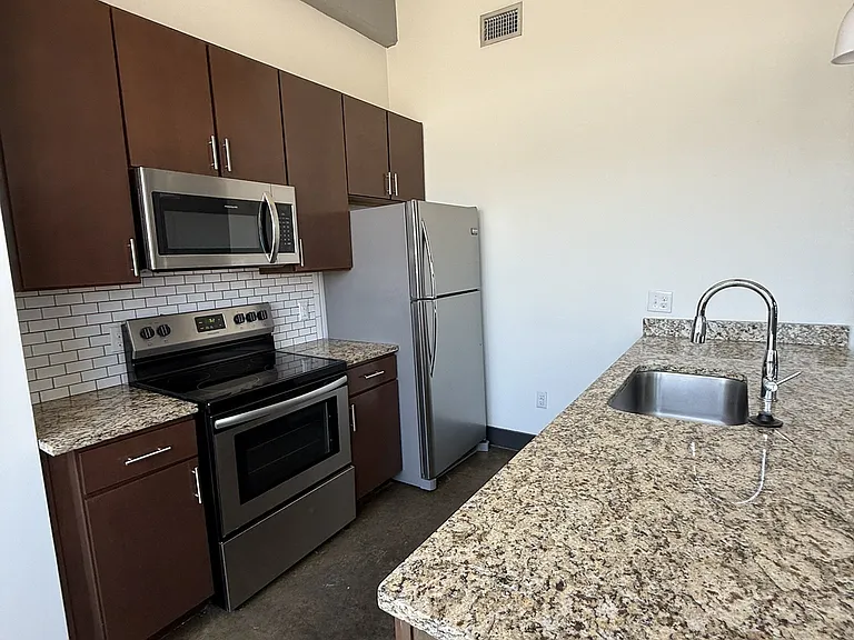 Fording Flats - All Utilities Included — Photo 25