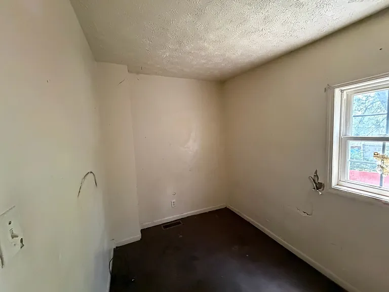 605 S Ligonier St — Photo 25