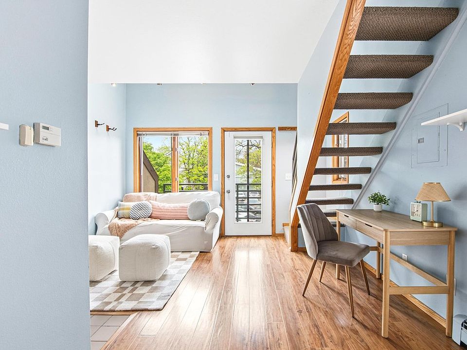 1st image of 1825 Marine St #13