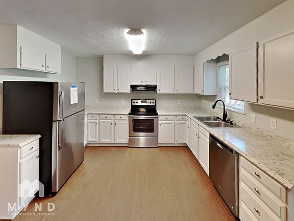 2nd image of 168 Candlestick Dr