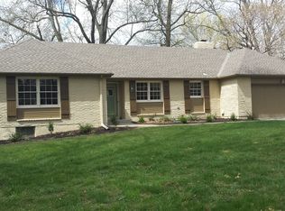 8108 Tomahawk Rd, Prairie Village, KS 66208