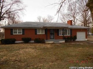 2118 Garrs Ln, Shively, KY 40216