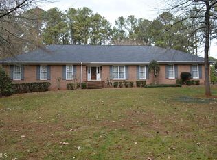 111 Patricia Ln, Fayetteville, GA 30214