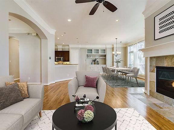 2nd image of 4515 Lillian St Unit A