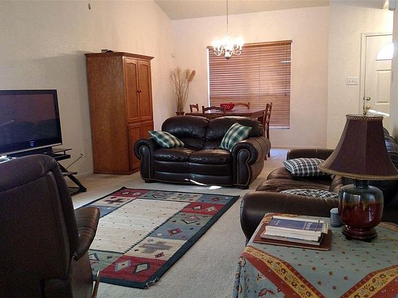 2nd image of 7 Echo Village Dr