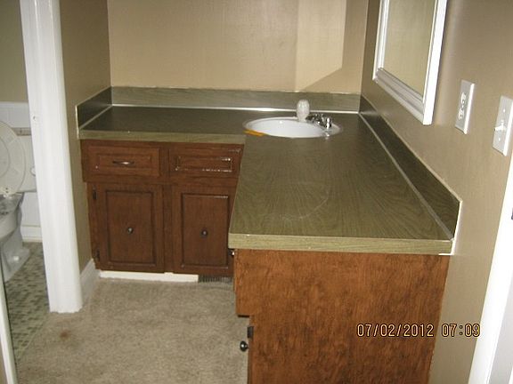 4th image of 10805 E 24th St
