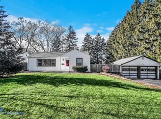140 Linden Ave, Mundelein, IL