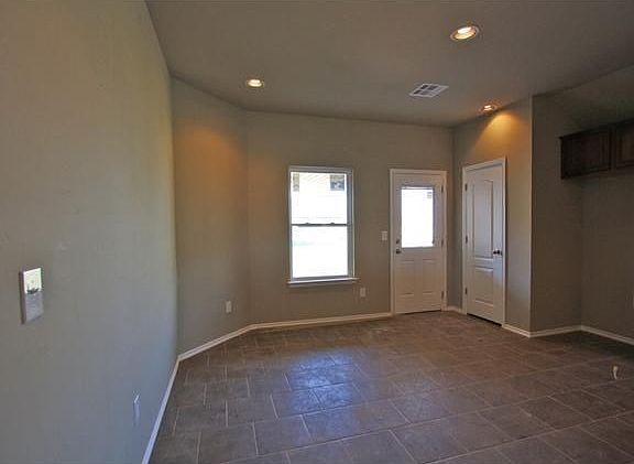 4th image of 8609 SW 45th Ter