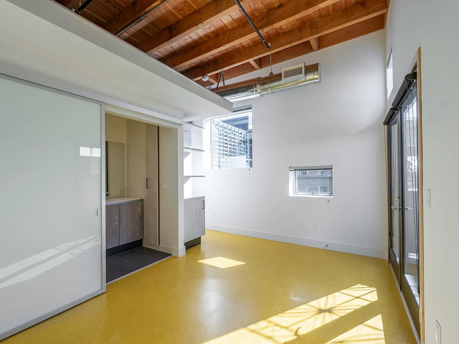 1 bed, $1,950 — Photo 4