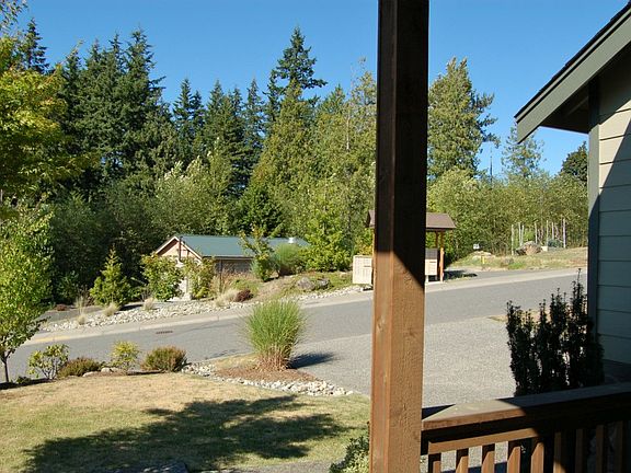 3rd image of 1245 Birch Falls Dr