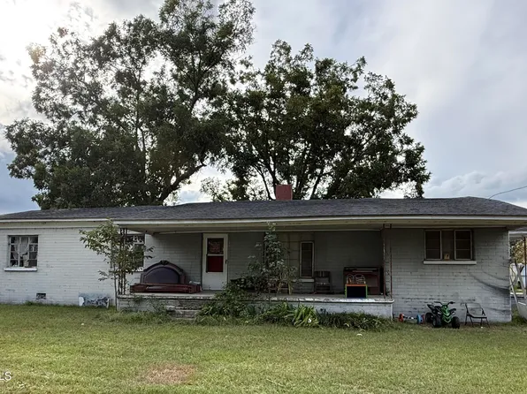 277 Bennetts Bridge Road, Mount Olive, NC 28365