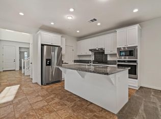 21518 Trail Ridge Dr, Escondido, CA 92029