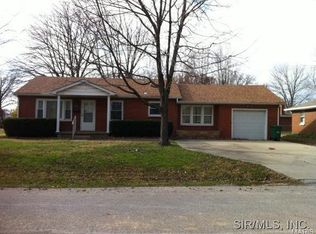 307 S Augusta St, O'Fallon, IL 62269
