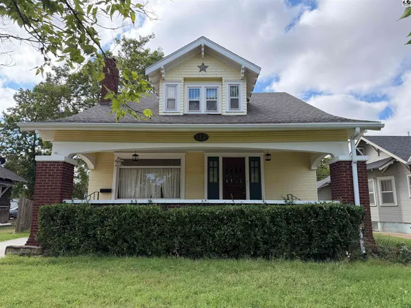 117 S Mound St, Pratt, KS 67124