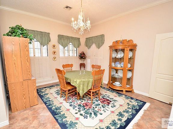 5th image of 4575 Lakeway Dr