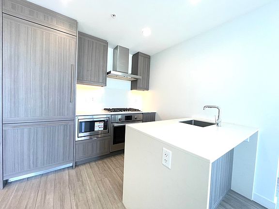 4th image of 2351 Beta Ave #1604