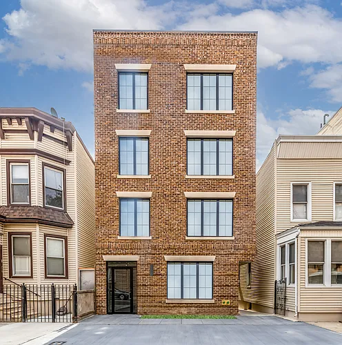 30-75 32nd St #4R Photo 1
