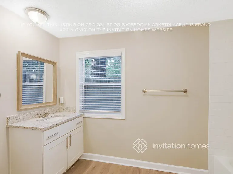 206 Park Ave — Photo 22