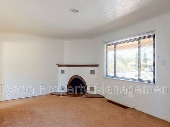 3rd image of 5504 Granite Ave NE
