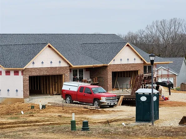 103 Redwood Ct #B, Park Hills, MO 63601