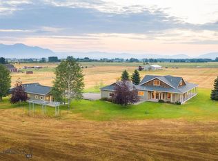 8295 Cottonwood Rd, Bozeman, MT 59718