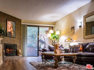 3480 Barham Blvd APT 203, Los Angeles, CA, 90068