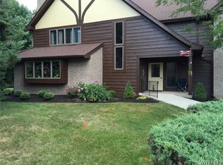 5303 Chestnut Ridge Rd APT E, Orchard Park, NY 14127