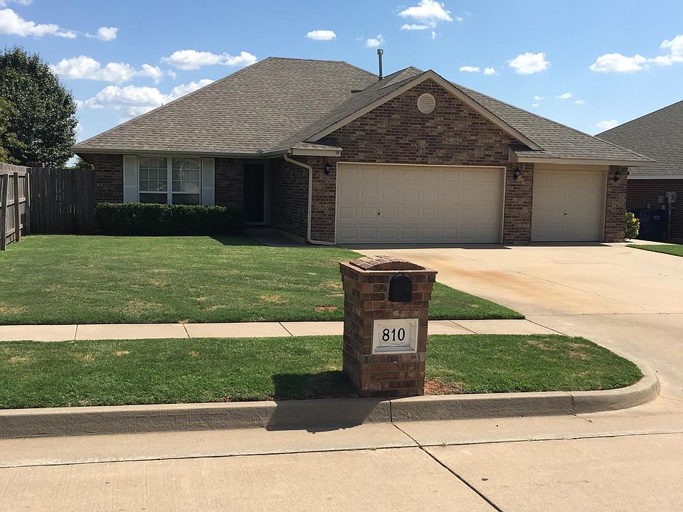 1st image of 810 E Elder Ln