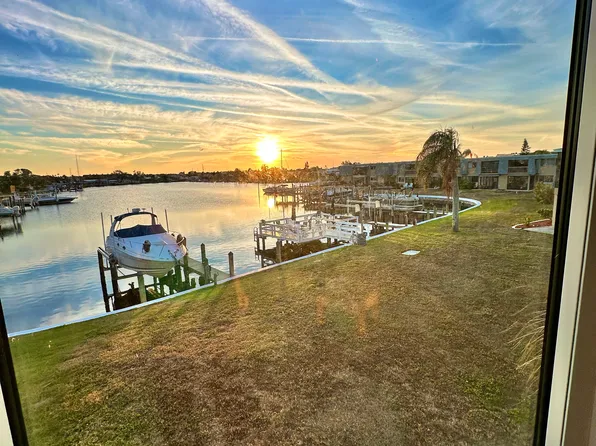 960 Apollo Beach Blvd APT 203, Apollo Beach, FL 33572