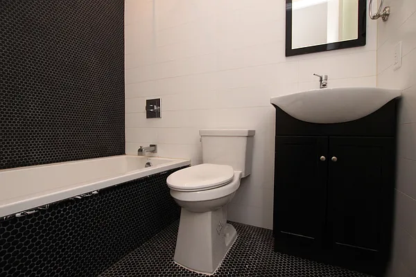 Rented by Nooklyn NYC LLC | media 48