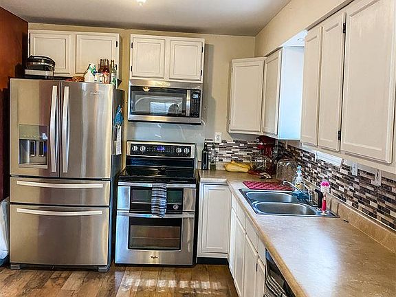 4th image of 2612 Florida St