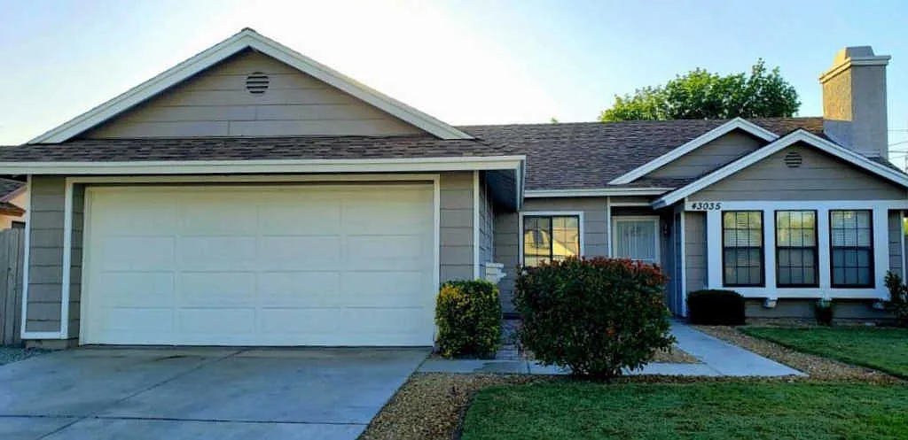 43035 Fairlee Dr photo 1