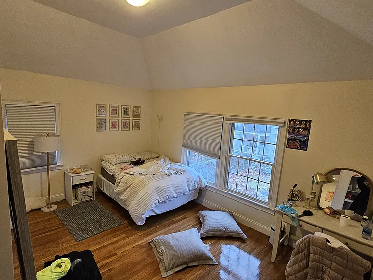 44 Greycliff Rd #2X — Photo 5