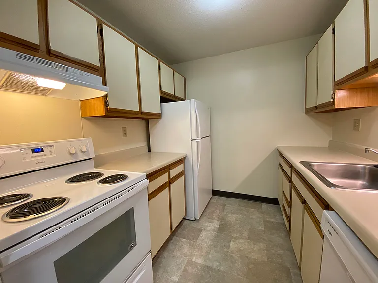 141 Eastern Ave #201 — Photo 7