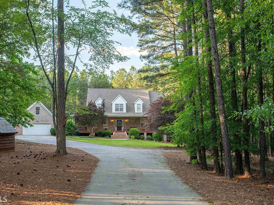 1st image of 1445 Hodges Cir
