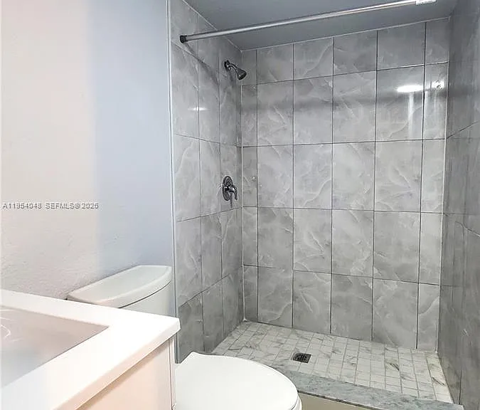 8613 Beekman Dr — Photo 4