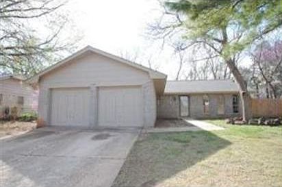 1st image of 1319 Whippoorwill Dr