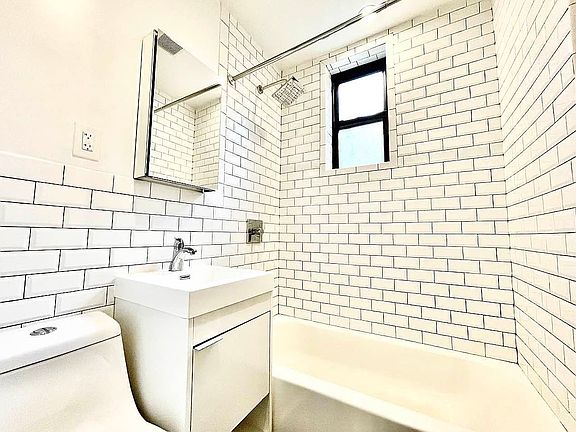 2nd image of 418 E 89th St APT 2b