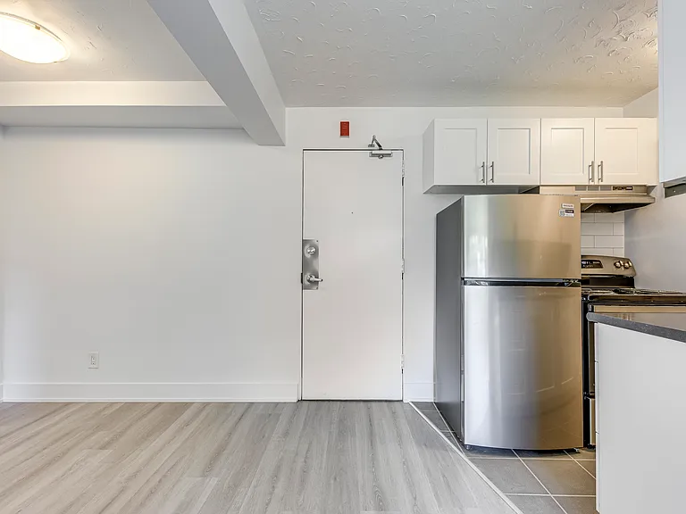 167 Morgan Ave — Photo 5