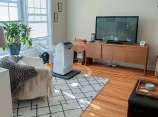 1912 W Winona St #2, Chicago, IL 60640