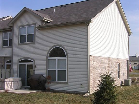 2nd image of 3636 Sequoia Dr
