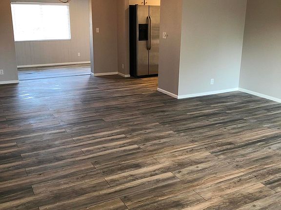 5th image of 5120 E Florian Cir