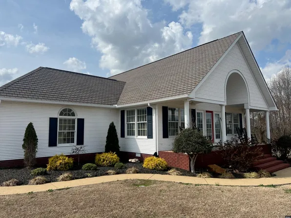 126 Ford Ln, Martin, TN 38237
