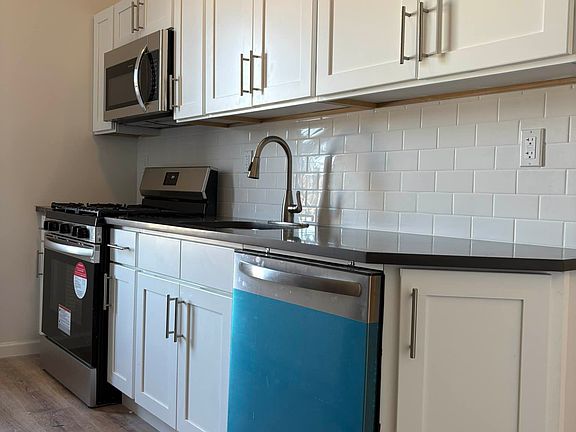 2nd image of 225 Naples Ter #4E