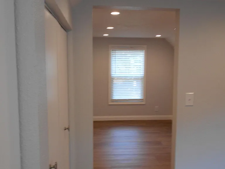 17 N Cedar St — Photo 22