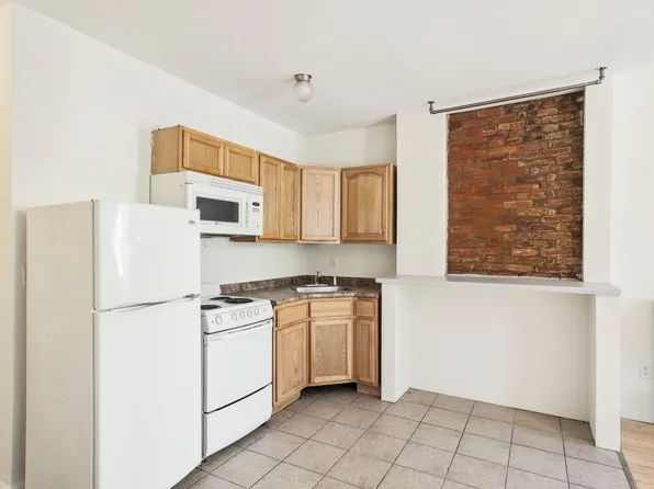 1616 Willington St #1, Philadelphia, PA 19121