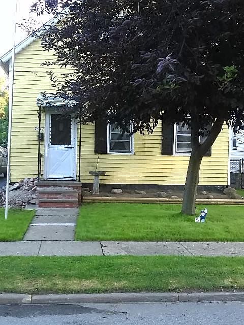 1st image of 7911 Dearborn Ave